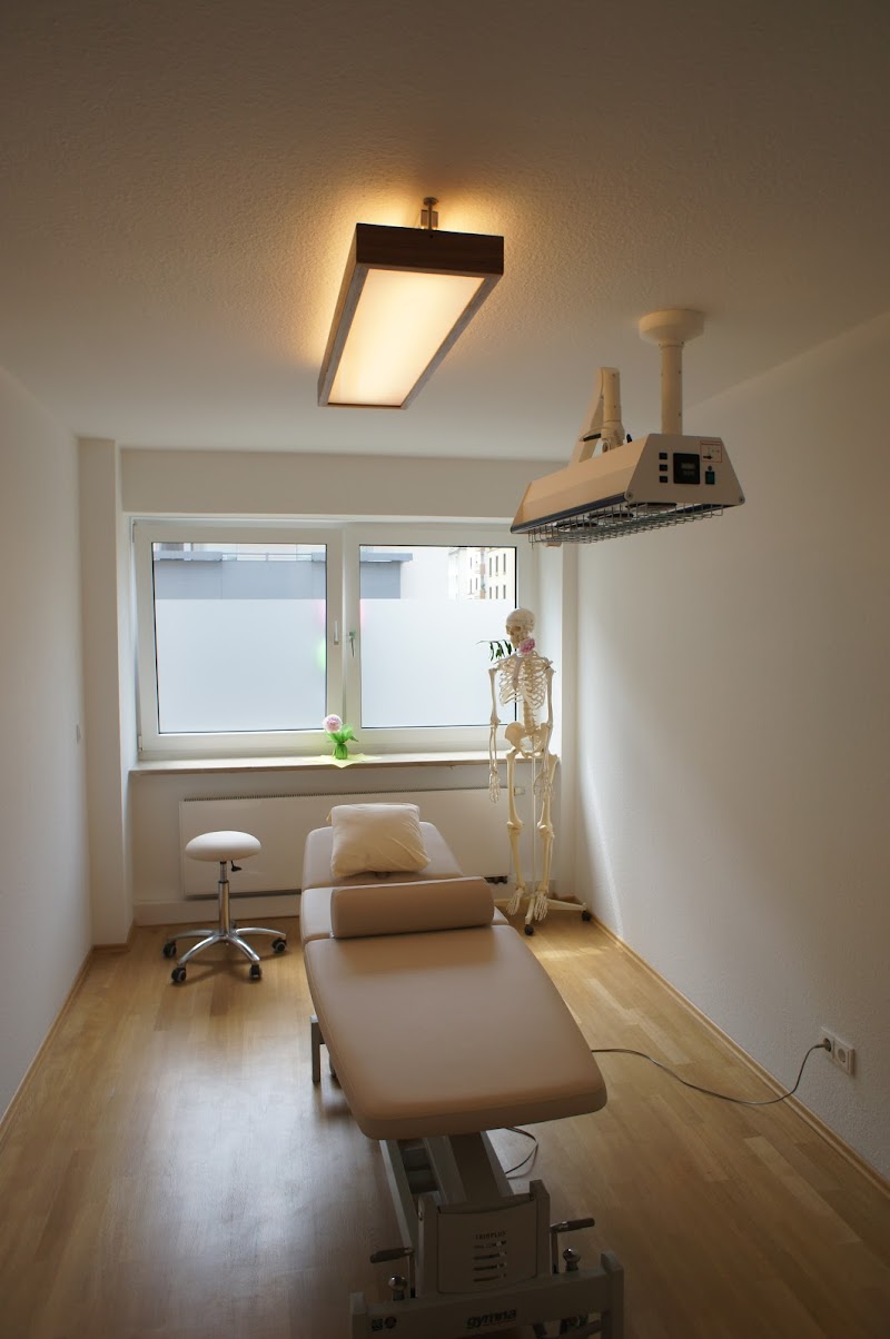 Praxis für Chiropraktik und Osteopathie agil